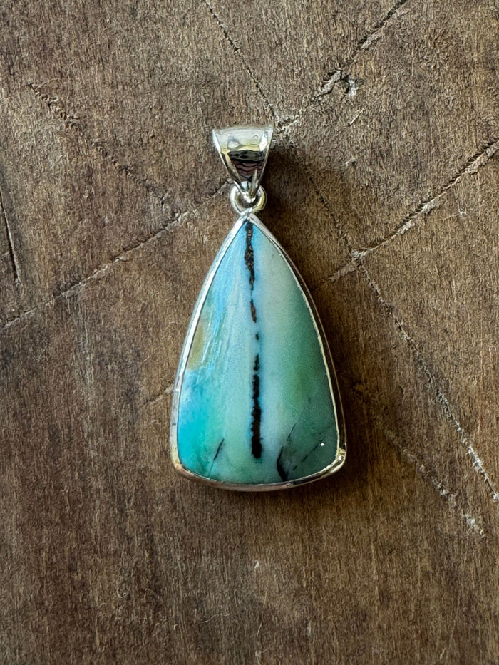 Copper in Opal Wood
