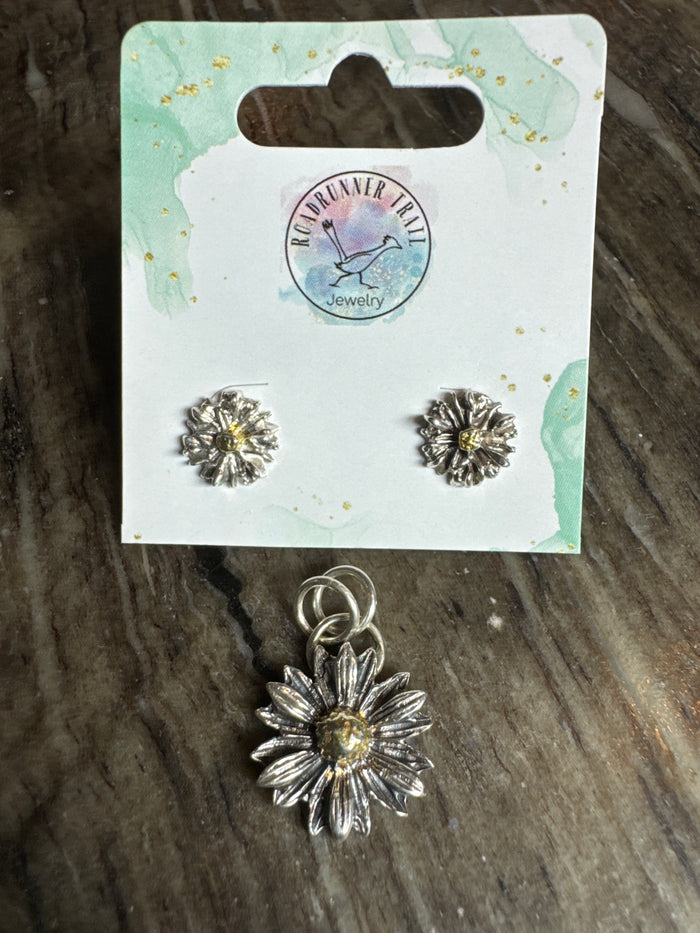 Daisy Pendant and Earring Set