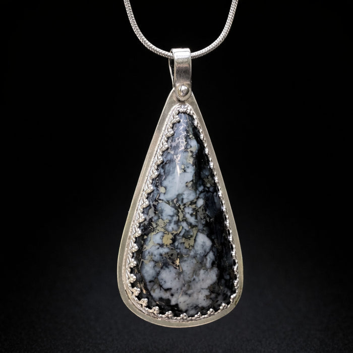 Josephine Crown Quartz Sterling Silver Pendant | Ben & Bryant Collection