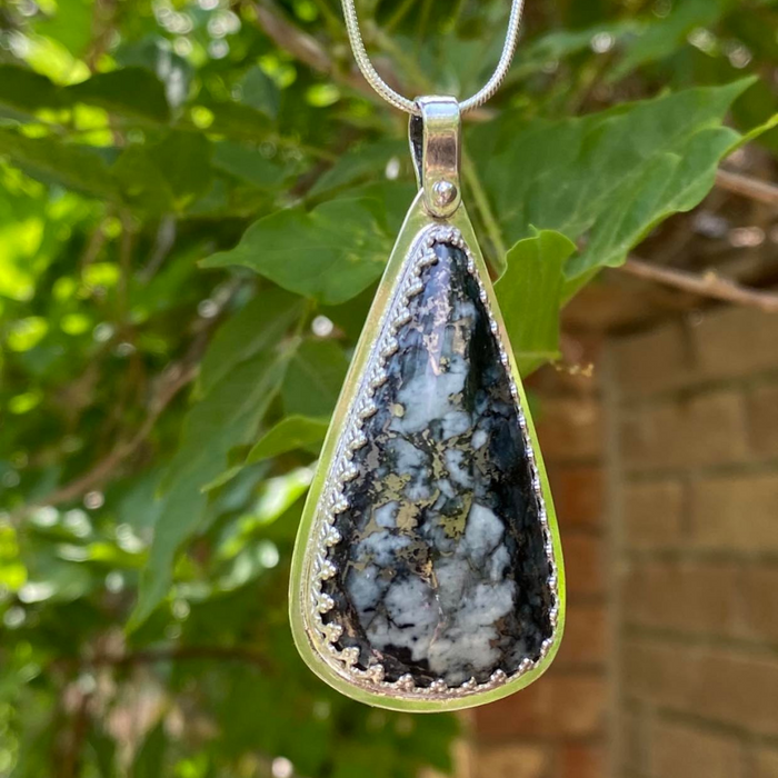 Josephine Crown Quartz Sterling Silver Pendant | Ben & Bryant Collection