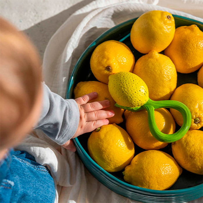 Lemon Rattle Toy – Oli and Carol