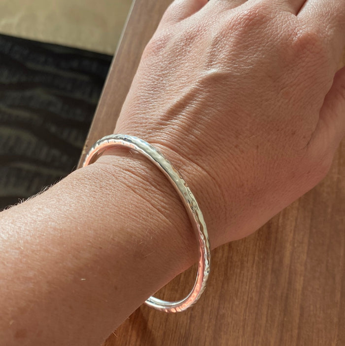 Lightly Hammered Solid Bangle Bracelet