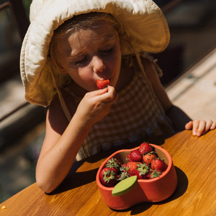 Pepa the Apple Bowl & Spoon Set – Oli and Carol