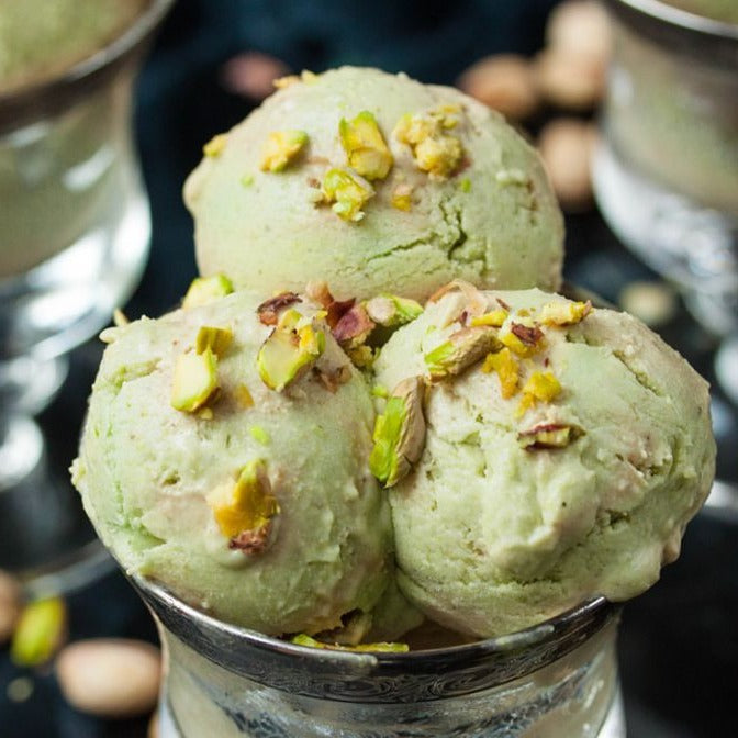 PISTA ICE CREAM WITH NUTS 1 LT