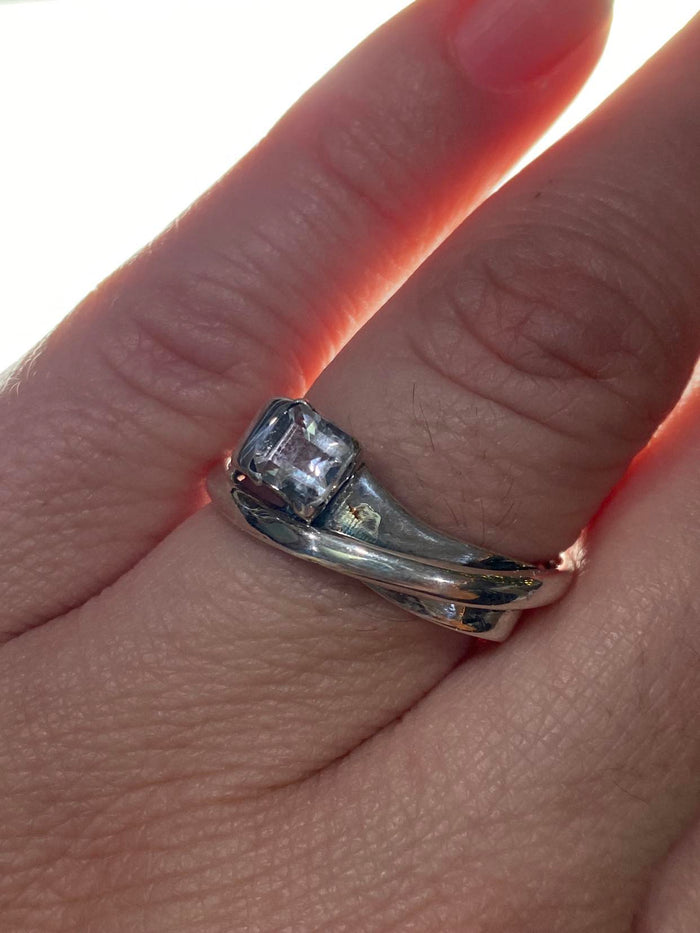 Size 8 CZ Sterling Silver Ring