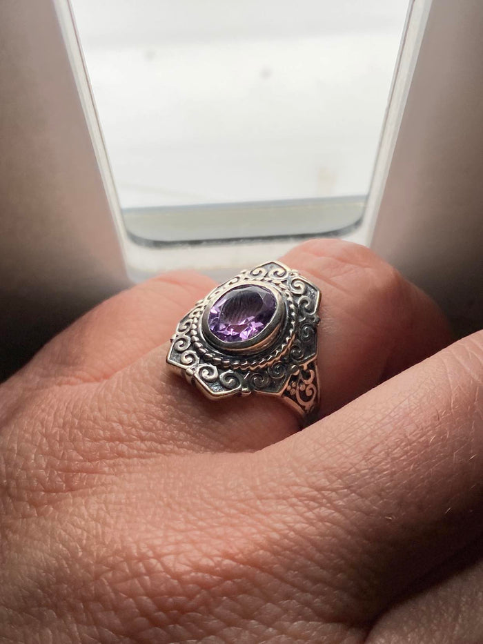 Size 8 Gem Cut Amethyst Purple Sterling Silver Ring