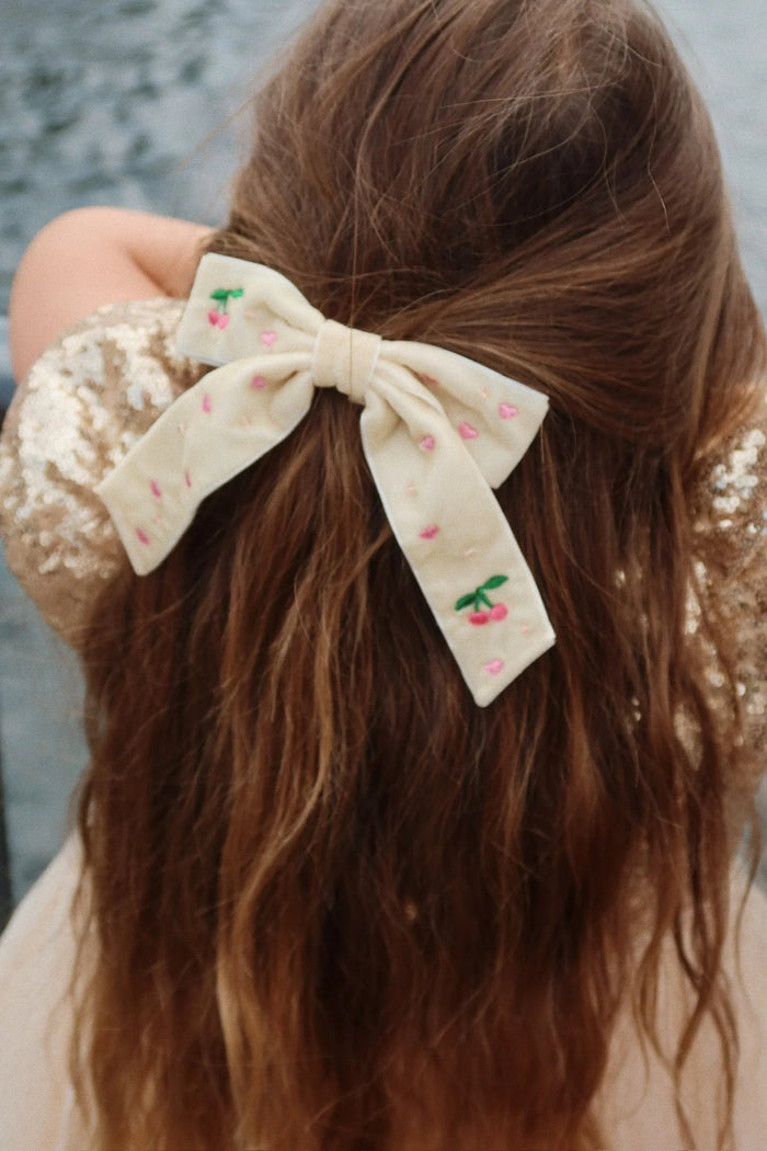 Velvet Bow Pearly Hair Clip – Konges Sløjd