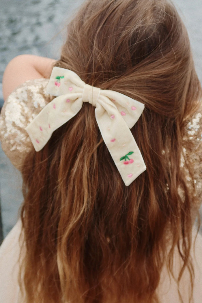 Velvet Bow Pearly Hair Clip – Konges Sløjd