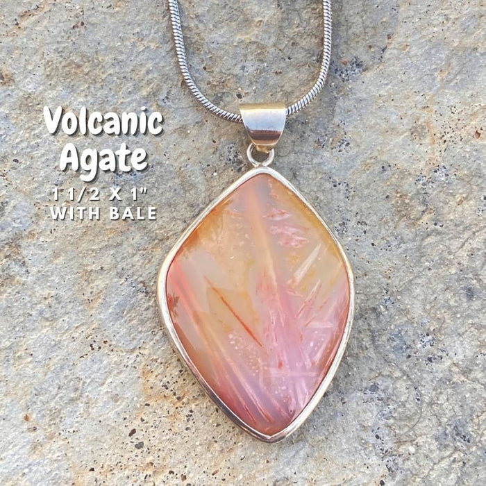 Volcanic Indonesian Tube Agate set in 925 Sterling Silver